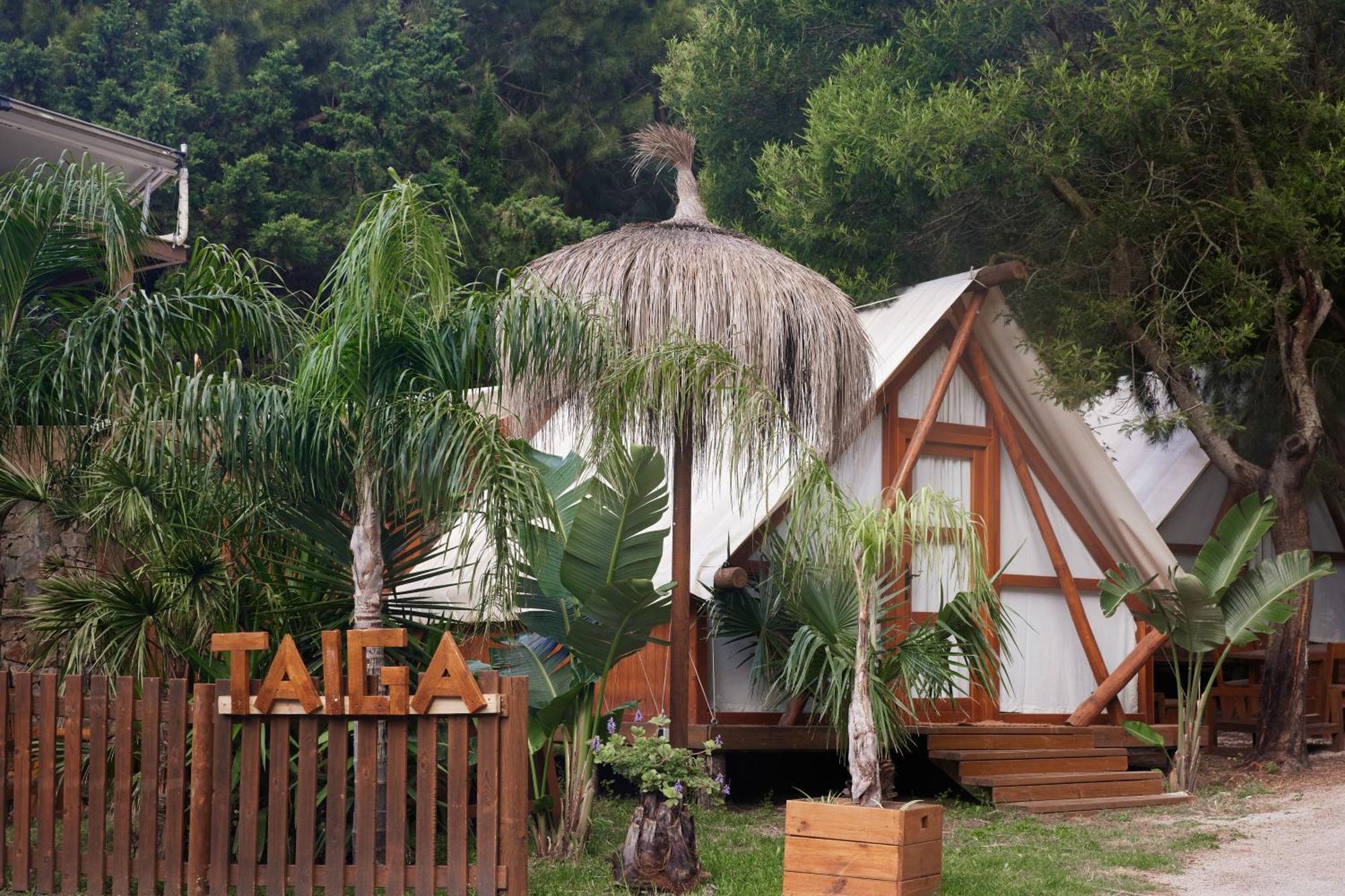 Hotel Taiga Tarifa Punta Paloma Exterior foto